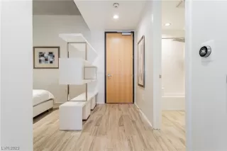 Photo #6: 2509992 Listing