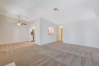 Photo #3: 2509995 Listing 