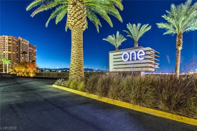 MLS: 2510024 Condo For Sale