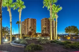 Photo #1: 2510024 Listing 
