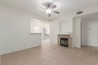 Photo #2: 2510108 Listing