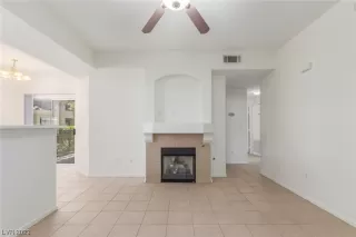 Photo #6: 2510108 Listing