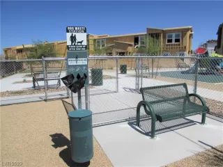 Photo #6: 2510129 Listing