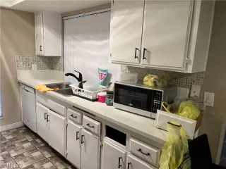 Photo #3: 2510152 Listing