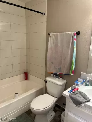 Photo #6: 2510152 Listing