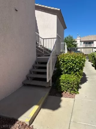 Photo #4: 2510160 Listing 