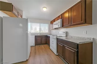 Photo #4: 2510171 Listing 