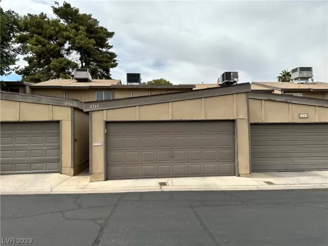 MLS: 2510185 Condo For Sale