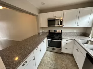 Photo #4: 2510185 Listing 