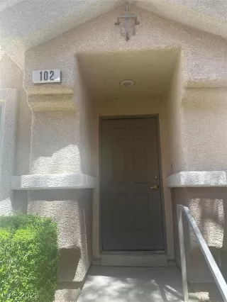 Photo #1: 2510202 Listing 