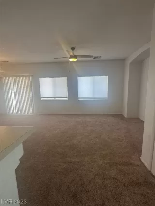 Photo #6: 2510202 Listing 