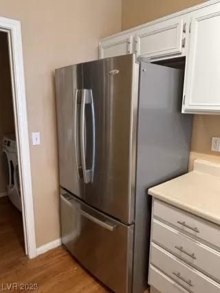 Photo #4: 2510209 Listing 