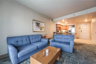 Photo #4: 2510236 Listing