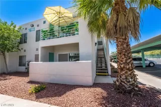 Photo #3: 2510241 Listing 