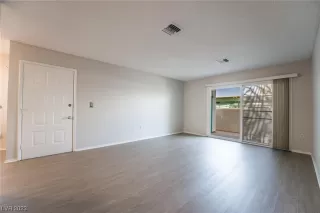 Photo #5: 2510241 Listing 