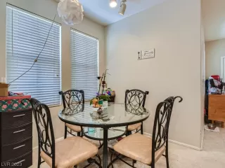 Photo #6: 2510244 Listing