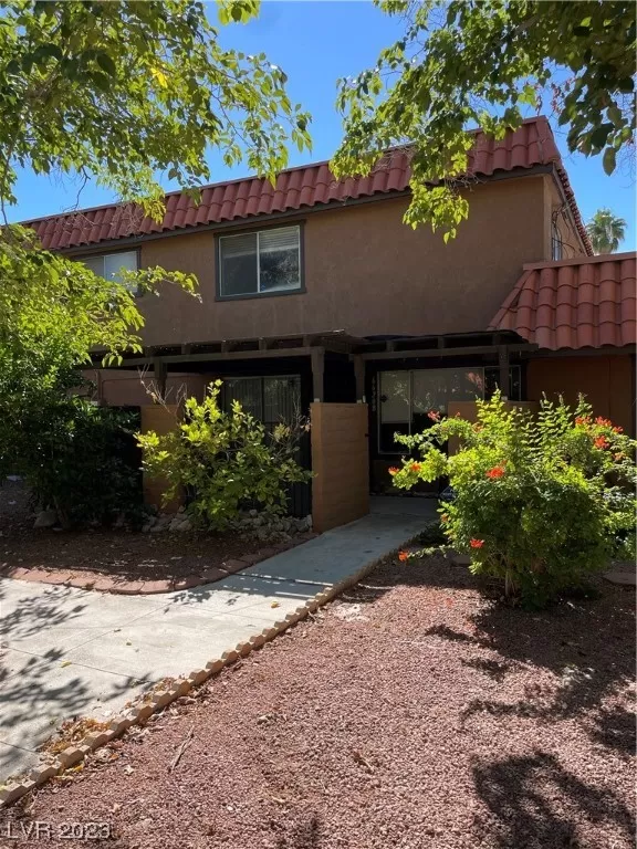 MLS: 2510245 Condo For Sale