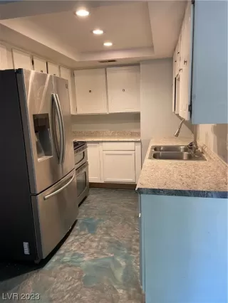 Photo #6: 2510245 Listing