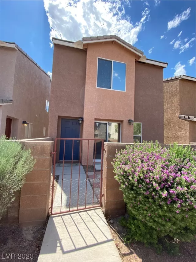 MLS: 2510246 Condo For Sale
