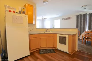 Photo #6: 2510277 Listing 