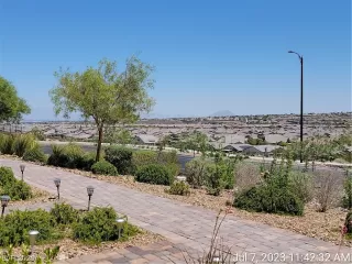 Photo #5: 2510288 Listing 