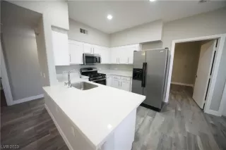 Photo #6: 2510296 Listing 