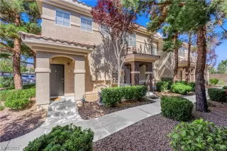 Photo #1: 2510306 Listing