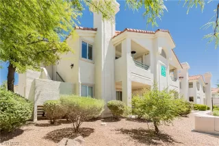 Photo #2: 2510310 Listing 