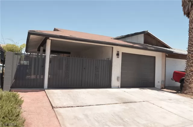 MLS: 2510319 Condo For Sale