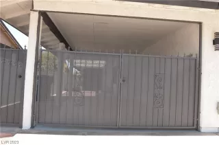 Photo #2: 2510319 Listing