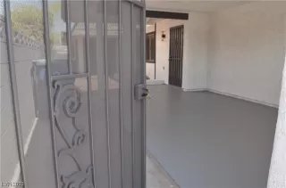 Photo #3: 2510319 Listing