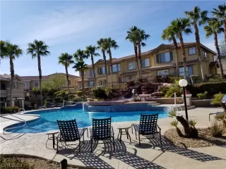 Photo #1: 2510356 Listing 