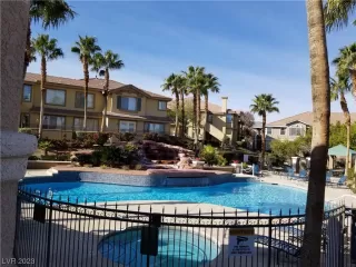 Photo #2: 2510356 Listing 