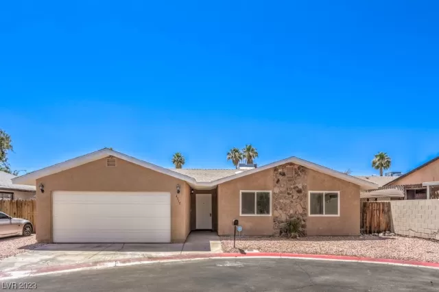 MLS: 2510361 Condo For Sale