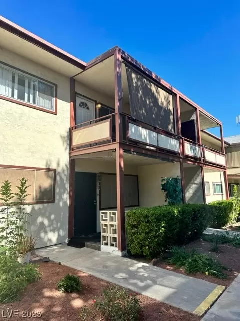 MLS: 2510363 Condo For Sale