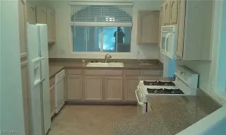 Photo #2: 2510382 Listing 