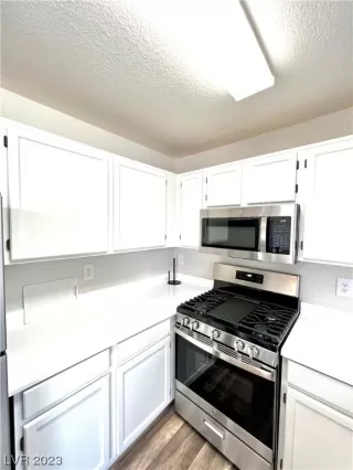 Photo #4: 2510397 Listing 