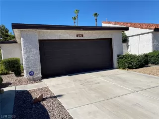 Photo #3: 2510409 Listing