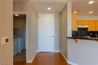 Photo #4: 2510412 Listing 