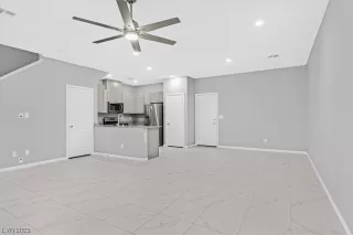 Photo #3: 2510422 Listing 
