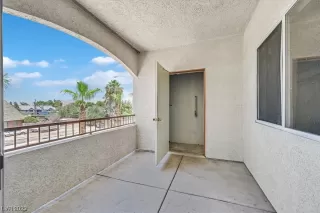 Photo #5: 2510457 Listing 