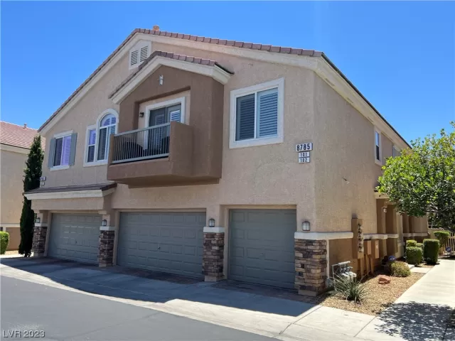 MLS: 2510477 Condo For Sale