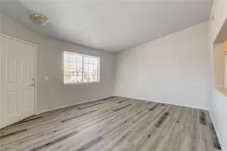 Photo #3: 2510487 Listing 