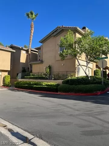 MLS: 2510561 Condo For Sale