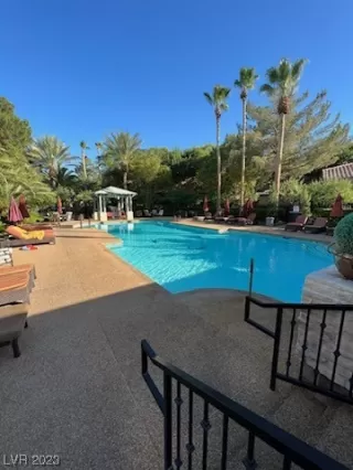 Photo #3: 2510561 Listing 