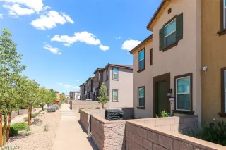 Photo #1: 2510564 Listing 