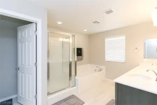 Photo #4: 2510564 Listing 