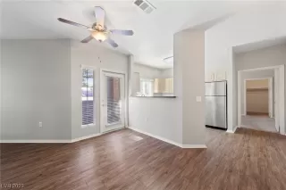 Photo #1: 2510576 Listing