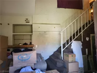 Photo #2: 2510599 Listing 