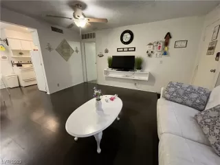 Photo #1: 2510610 Listing 